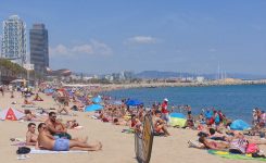Na barcelonskih plažah popolna prepoved kajenja