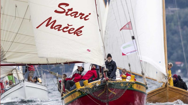 Murterske barke v slovenskem morju