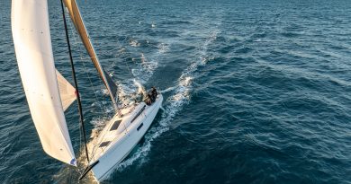 Jadrnica Beneteau First 30