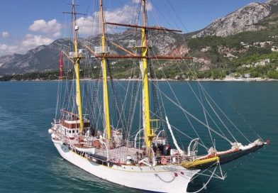 Šolska ladja Jadran Šolska ladja Jadran